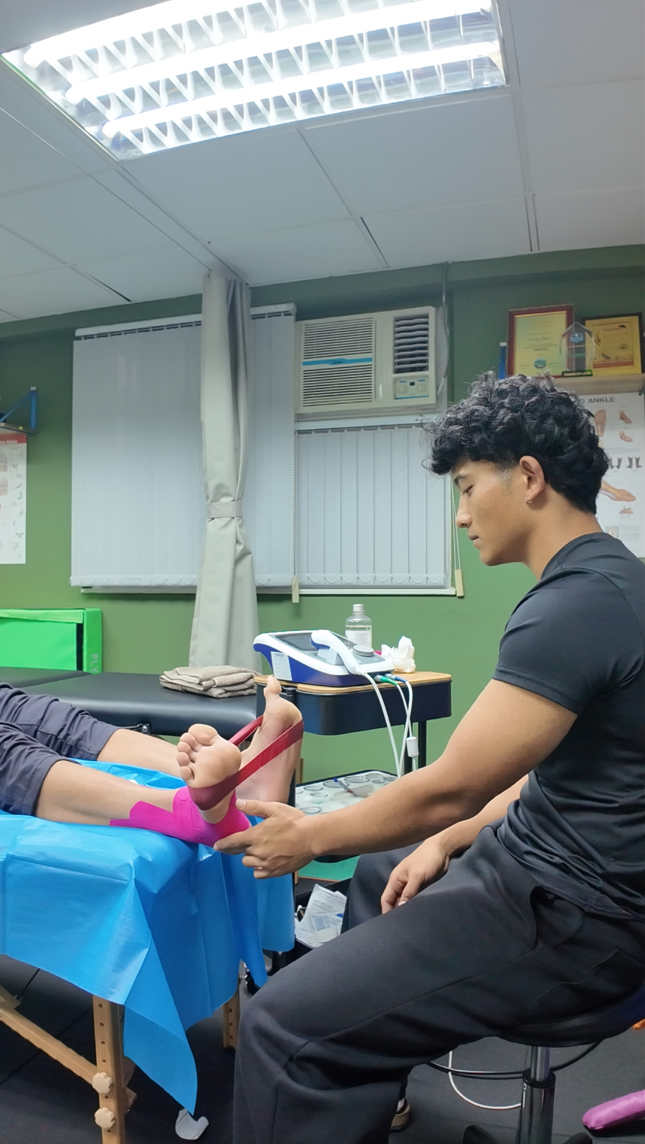 Physiotherapy assessment in action